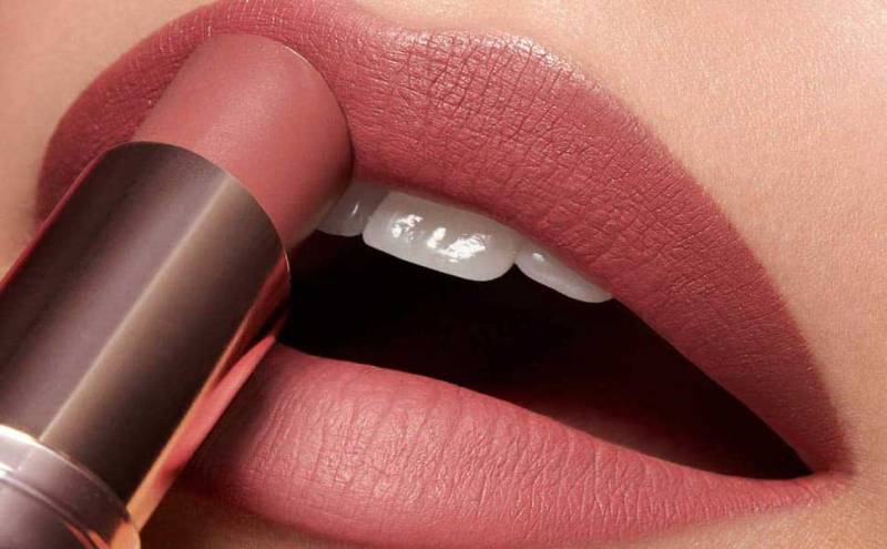 ZOMORAD Kiko Matte Lipstick unlimited stylo 03 min