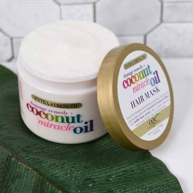 Zomorad.com photo OGX Damage Remedy Coconut Miracle Hair Mask 06
