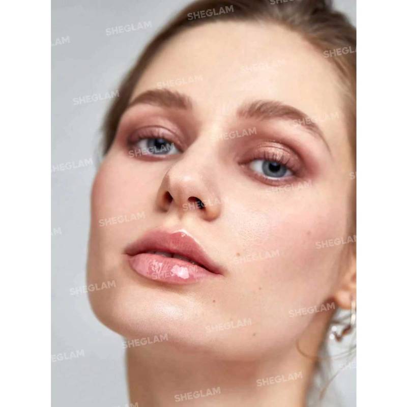 Zomorad.com photo Sheglam Hot Goss Plumping Lip gloss 03 1