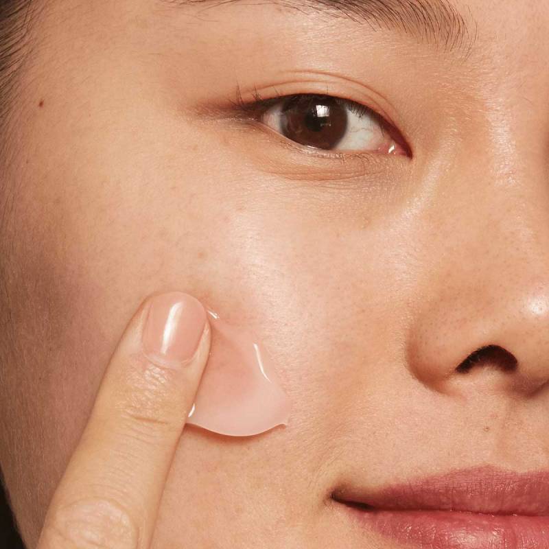 Zomorad.com photo clinique moisture surge auto replenishing hydrator 05