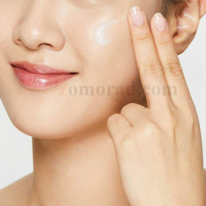 zomorad.com photo COSRX Oil Free Ultra Moisturizing Lotion with Birch Sap 06