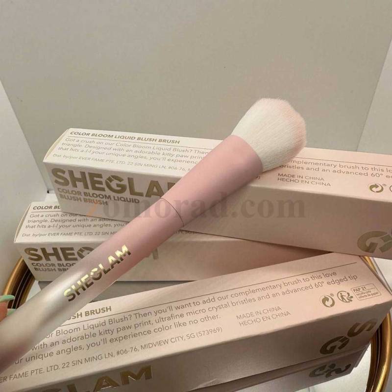 zomorad.com photo SHEGLAM Color Bloom Liquid Blush Brush 08